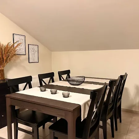 Spacious Attic Nearby The Town. Anatoli  Extérieur photo